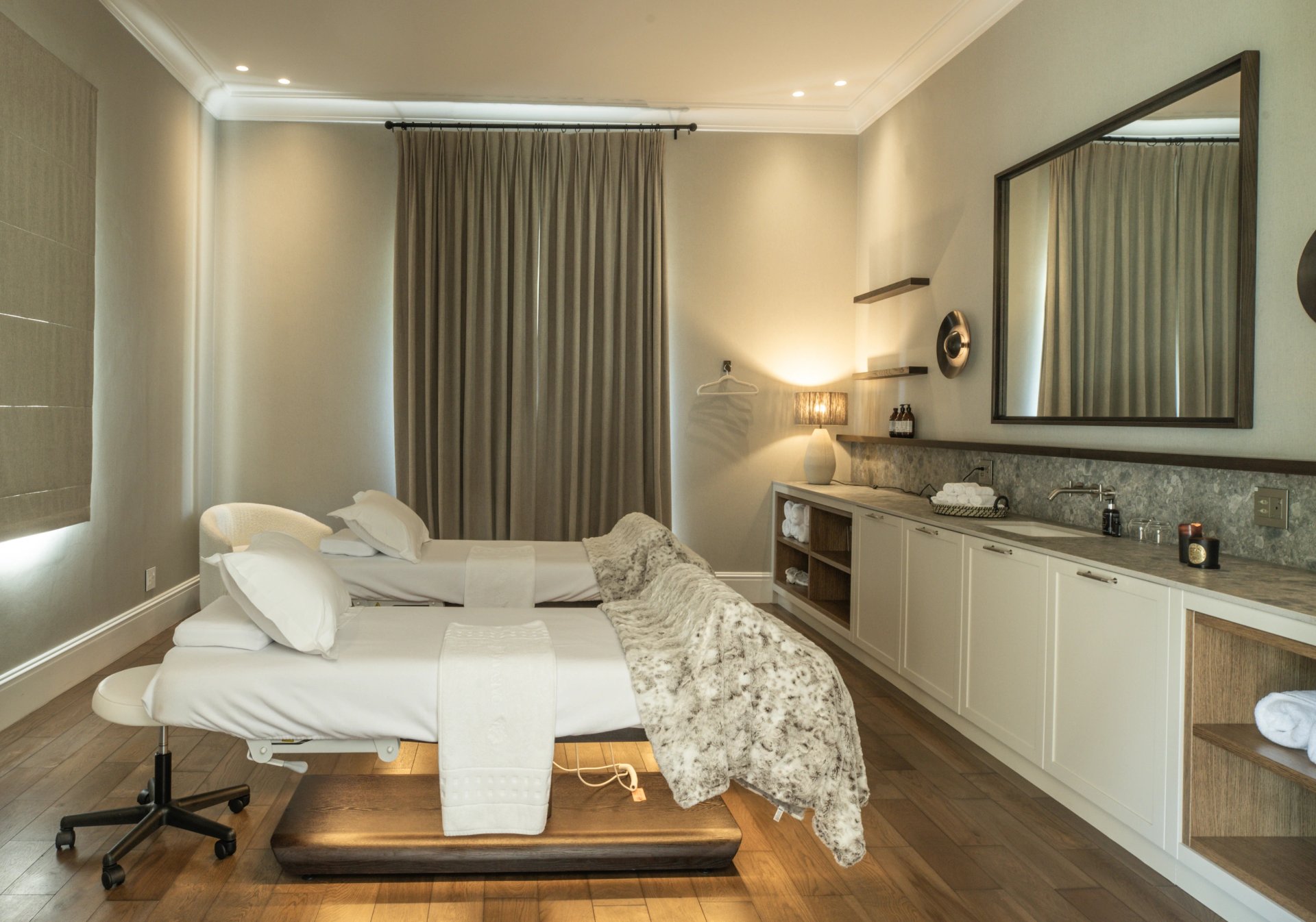 Spa treatment room
