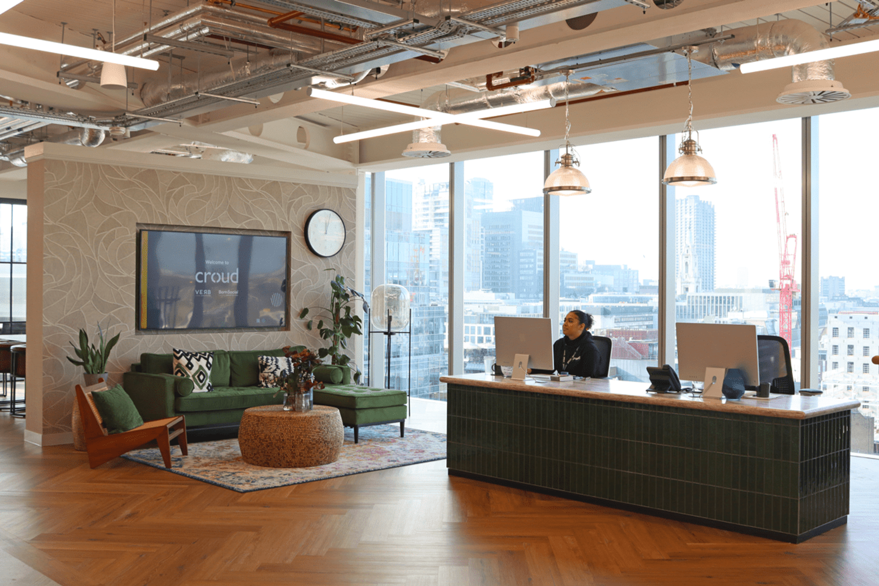 Croud office