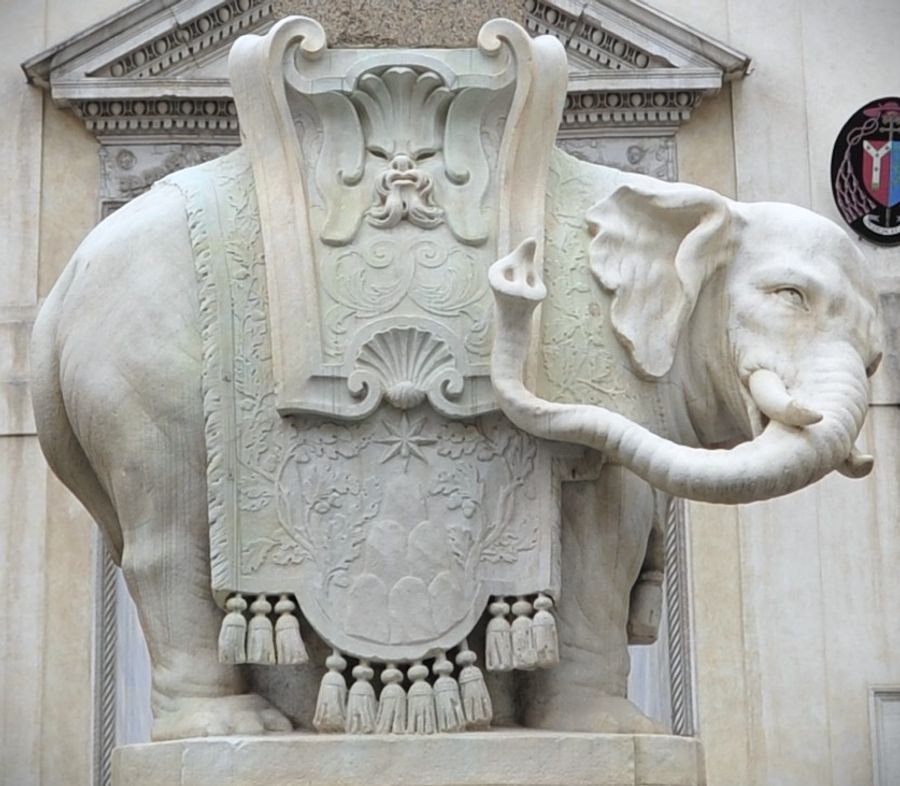 Elephant Hypnerotomachia Polyphili in the Piazza Minerva