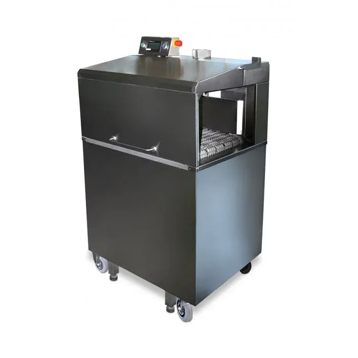 Gran tanque retráctil W8F compatible con la línea de envasado automatizada