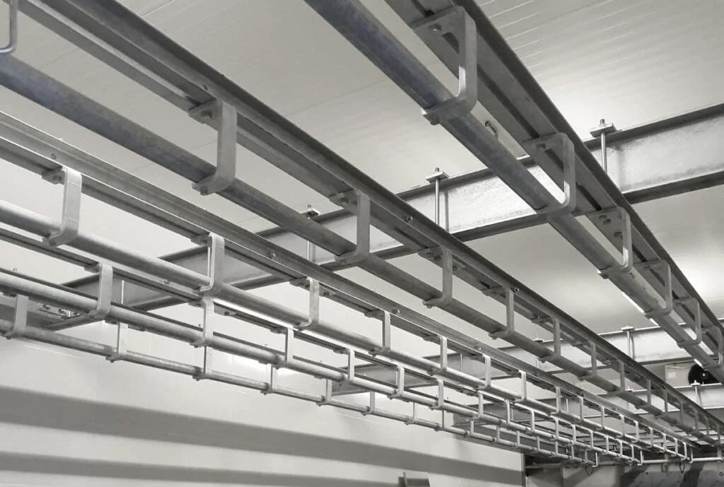 Beef/pork carcass rail systems