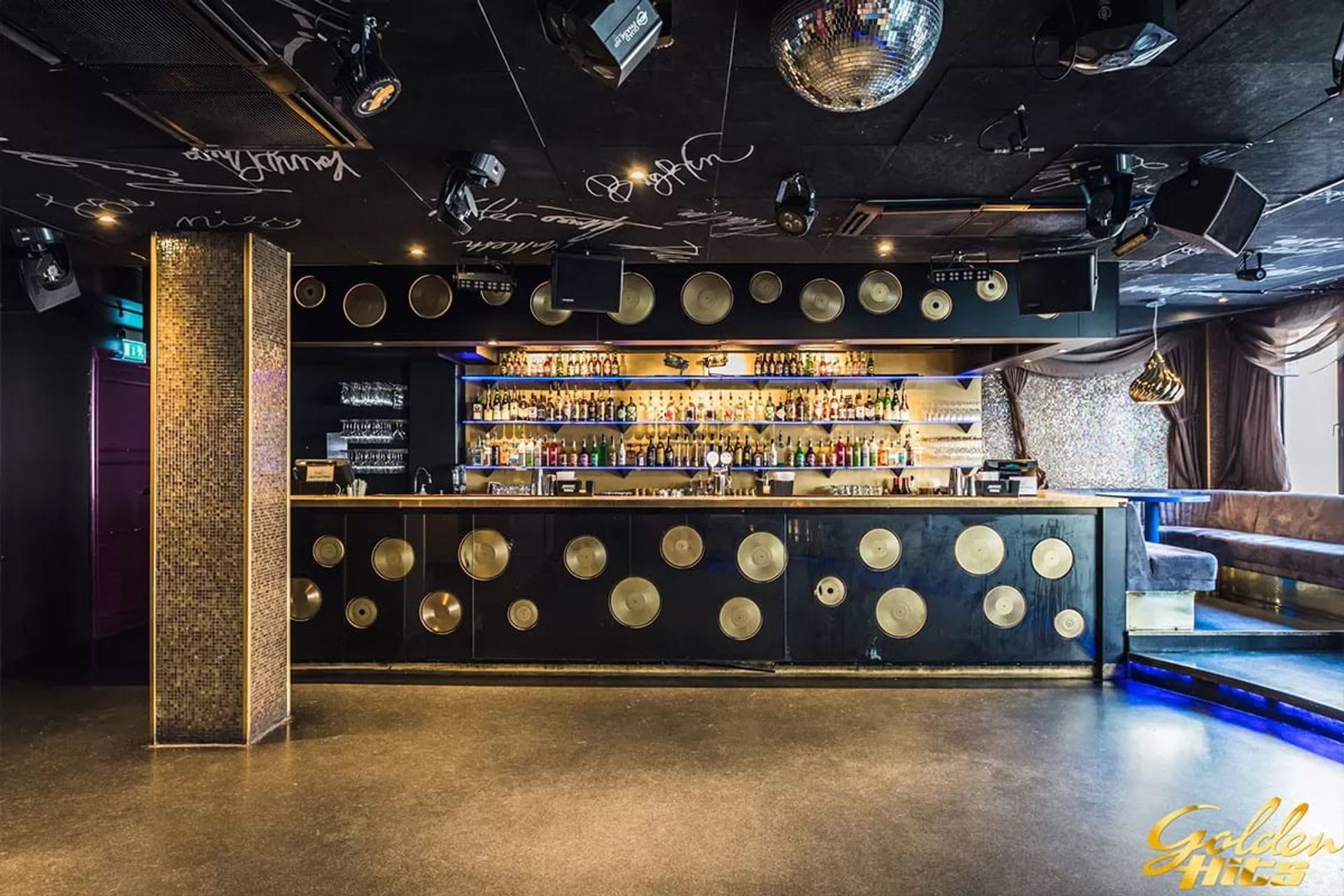 Golden hits guldig bar.