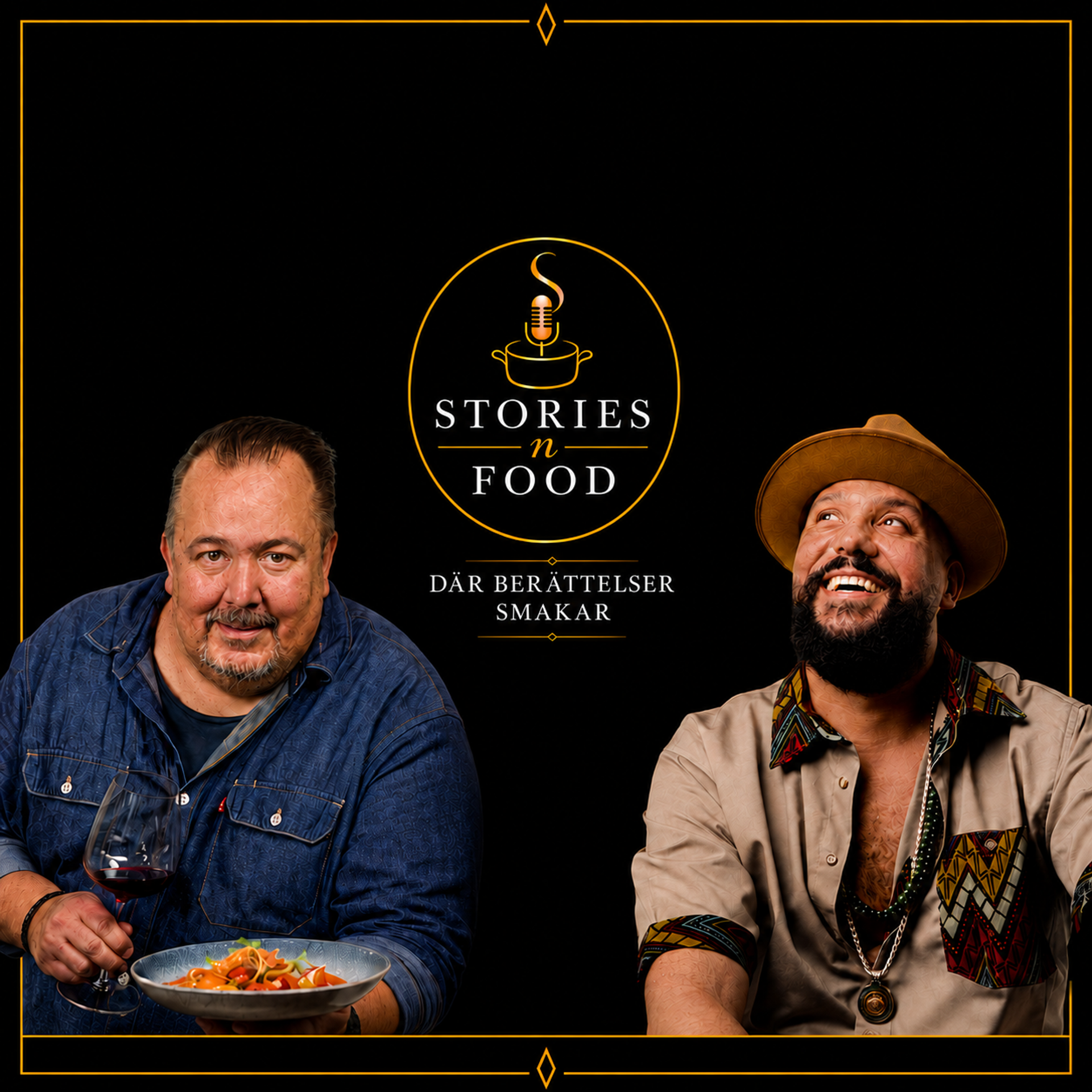 Affisch för Stories n Food – Där berättelser smakar med Nicke Tuomela och Kaliffa. Nicke Tuomela sitter till vänster med ett glas rödvin och en tallrik mat, medan Kaliffa sitter till höger med hatt och ler. I mitten syns föreställningens logotyp mot en svart bakgrund med guldfärgade detaljer.