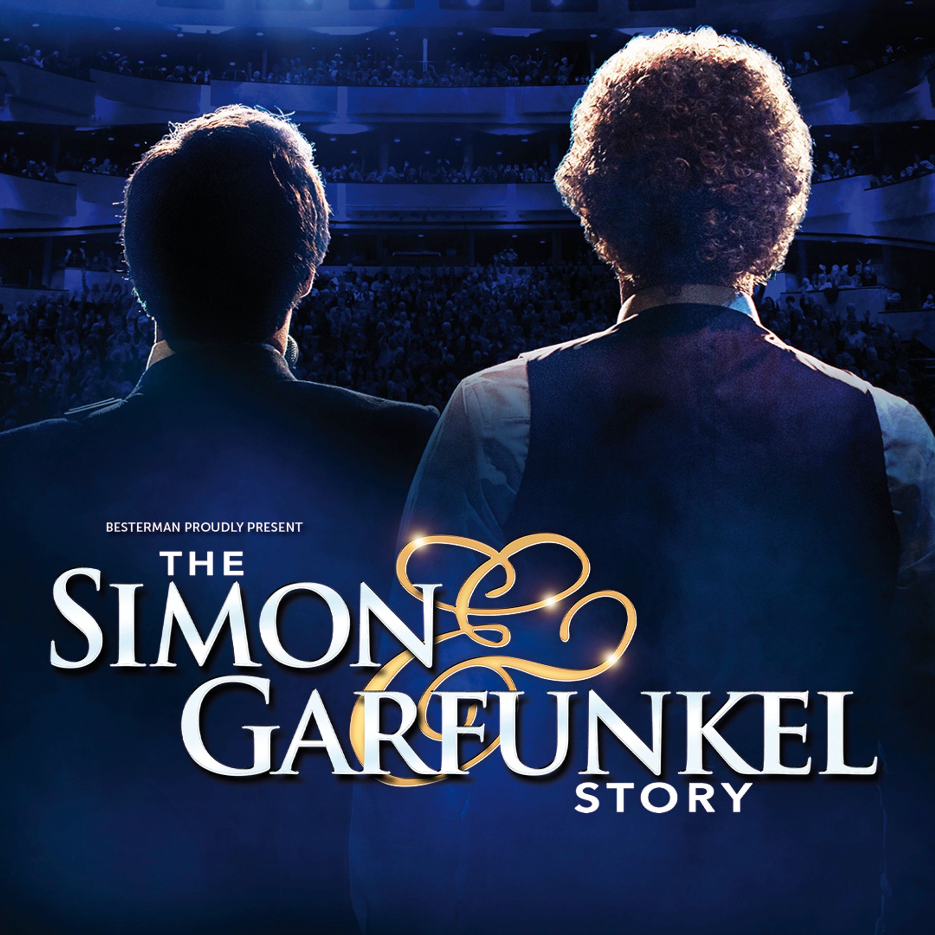 Manér bild för The Simon & Garfunkel Story. Två killar står och kollar ut över en teater publik och fotot är taget bakom deras huvuden.