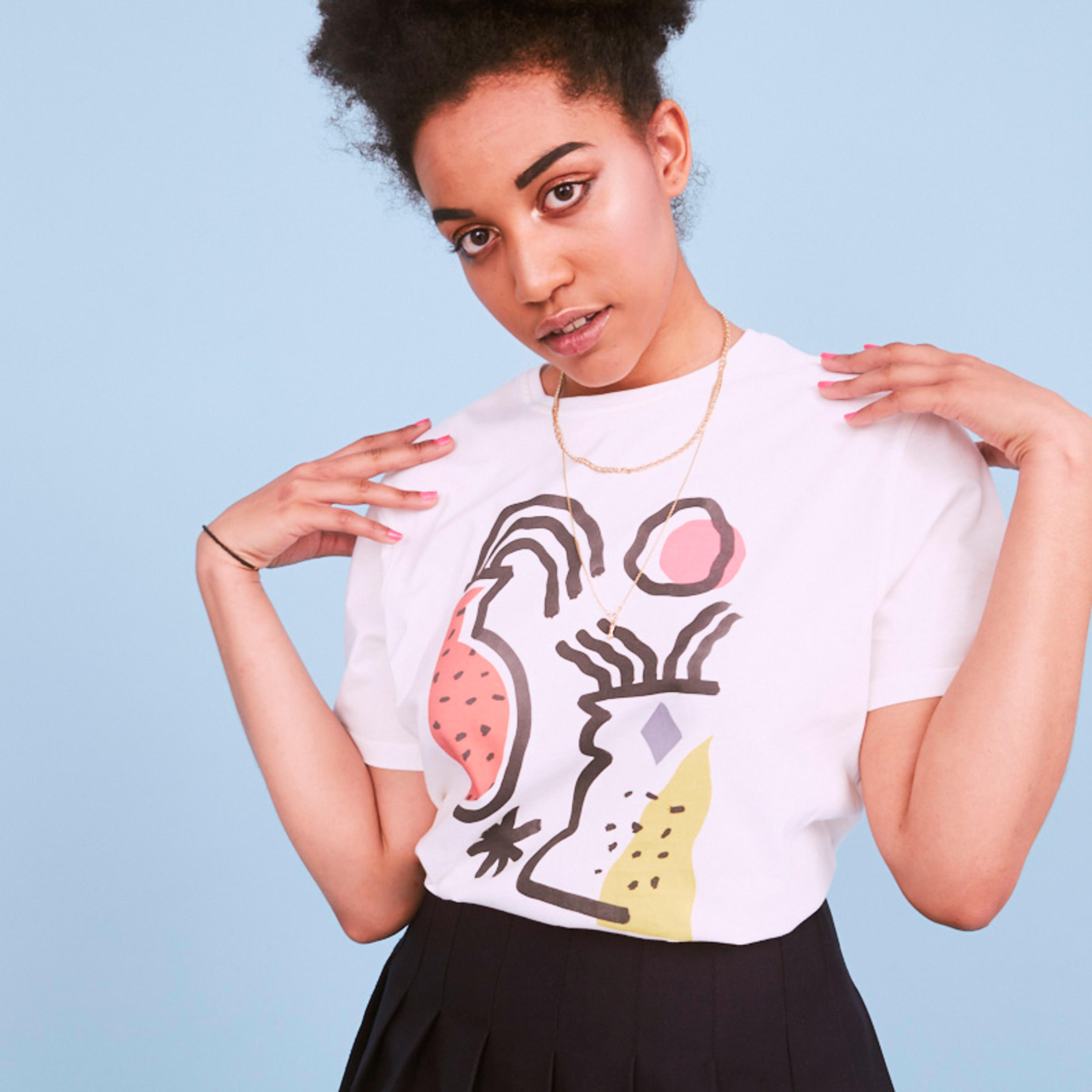 Selected Textiles — imagen 1
