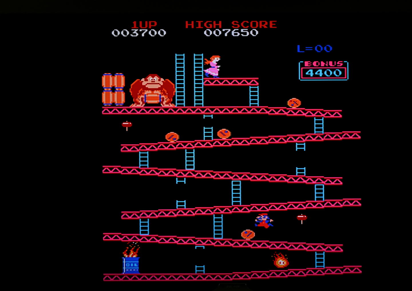 Erstaunlicher Triumph nach 44 Jahren: „Donkey Kong“ Spieler knackt endlich das letzte Level!