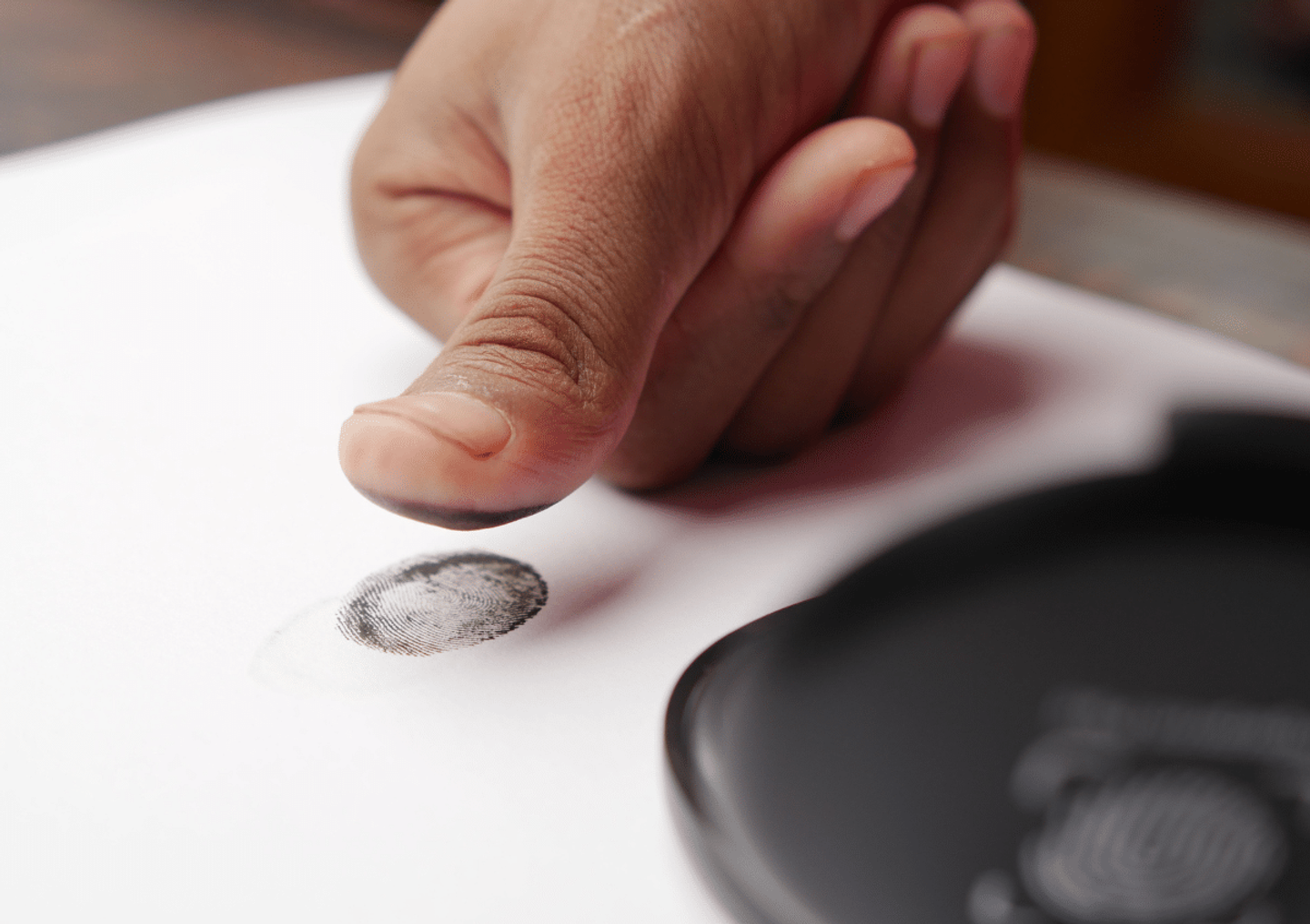 Federal Council Plans Tighter AI Oversight: Biometric Sweep Searches Are Coming!