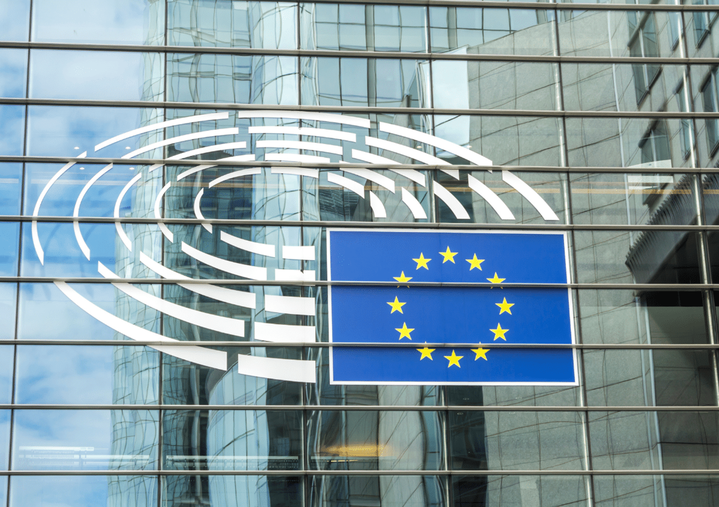 Consumer Protection or Bureaucratic Red Tape? How the New Digital Fairness Act Is Challenging Online Retailers and Gaming Studios