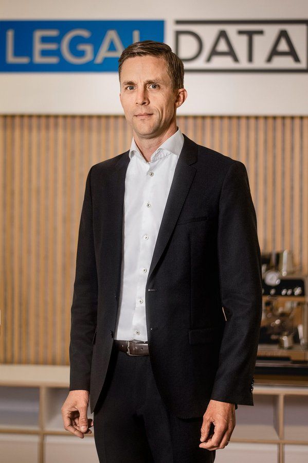 Dr. Johannes Starke