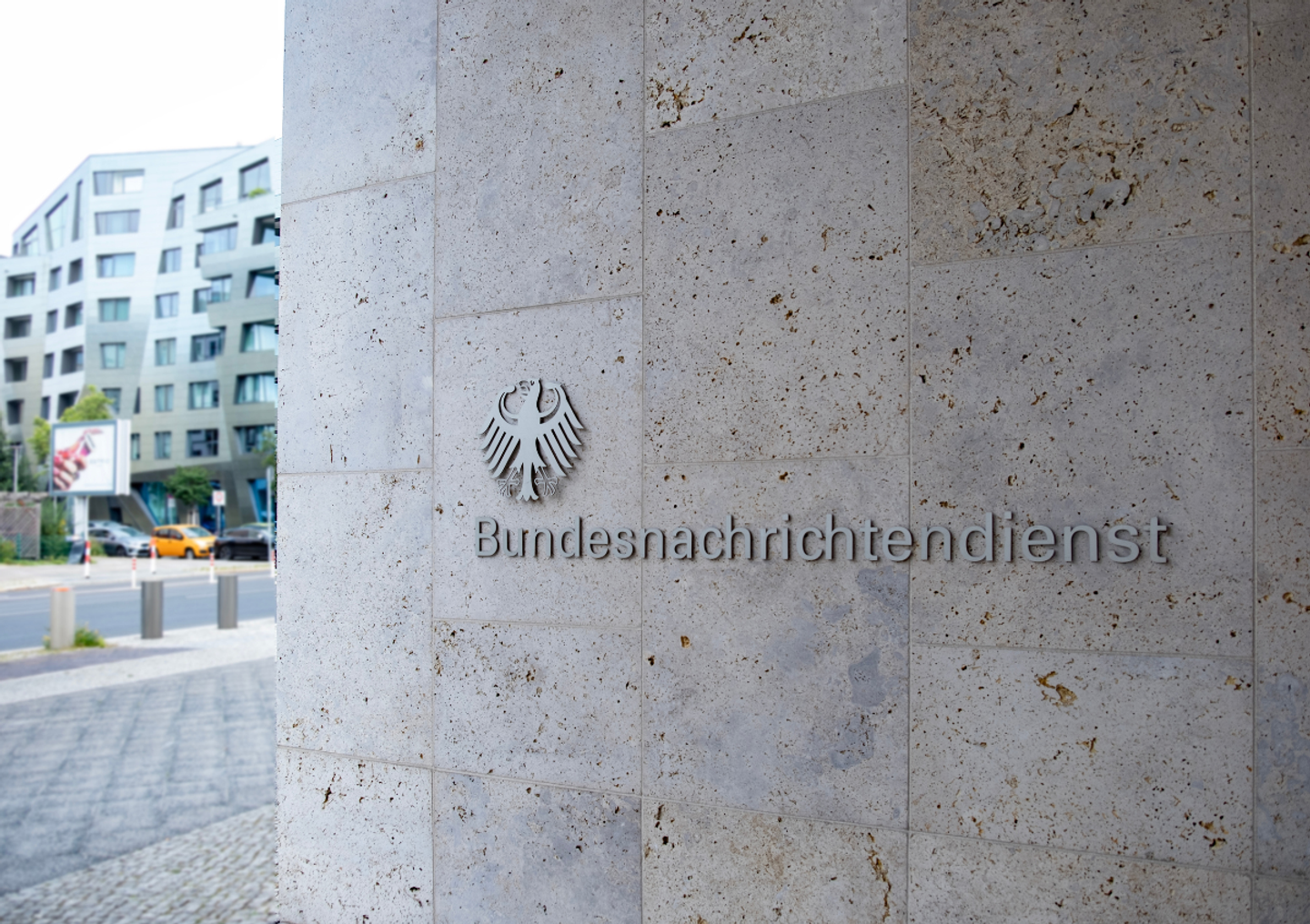 Wanted: Staatsbürgerschaft gegen Staatsgeheimnisse – Wie ein US-Agent fast beim BND landete