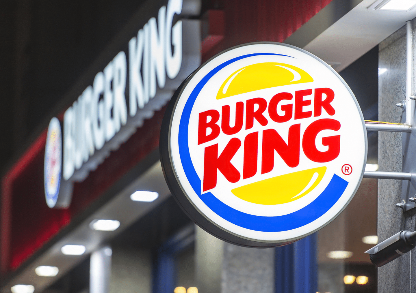 Burgers and Ratings: When AI Is Used to Measure Friendliness on the Job