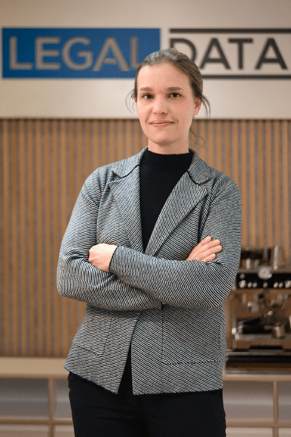 Dr. Laura Thies