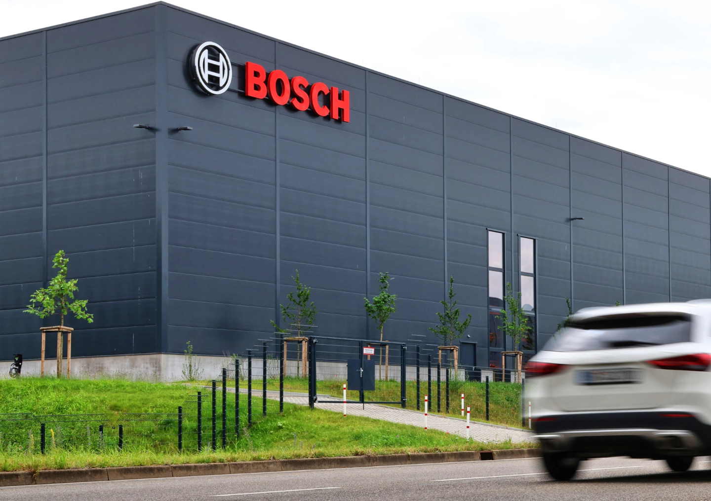 Bosch cuts the popular home office benefit - What's behind the move?