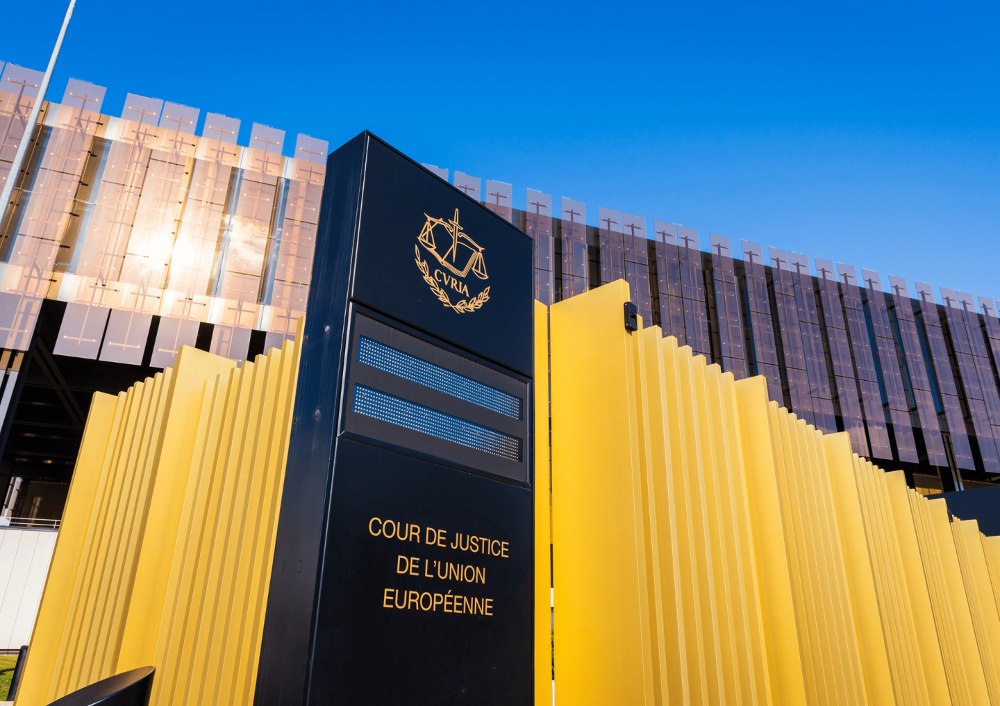 ECJ takes a hard line: Online platforms liable for sensitive user data in advertisements