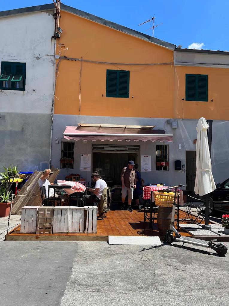 Pasta's Livorno — il locale