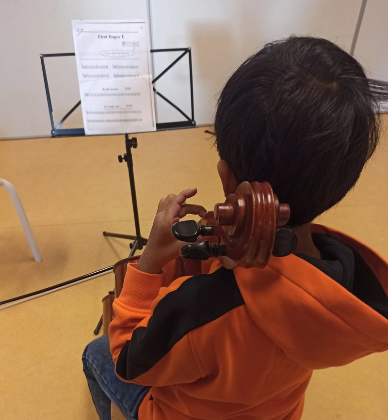 Cello lessons for all ages and levels