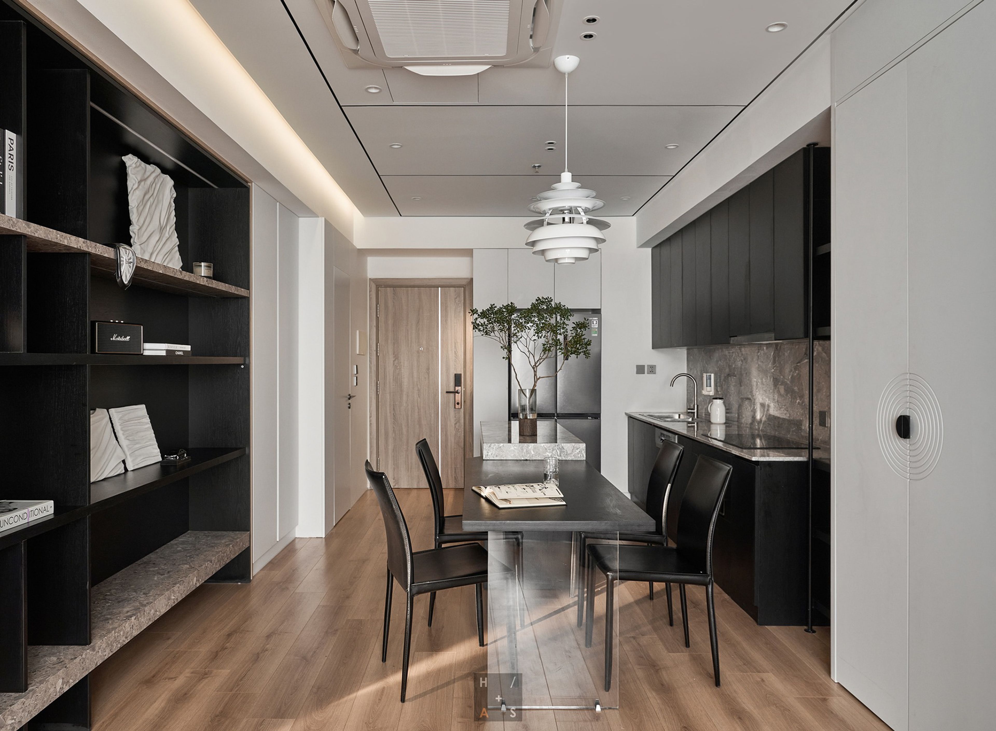 1702 Apartment