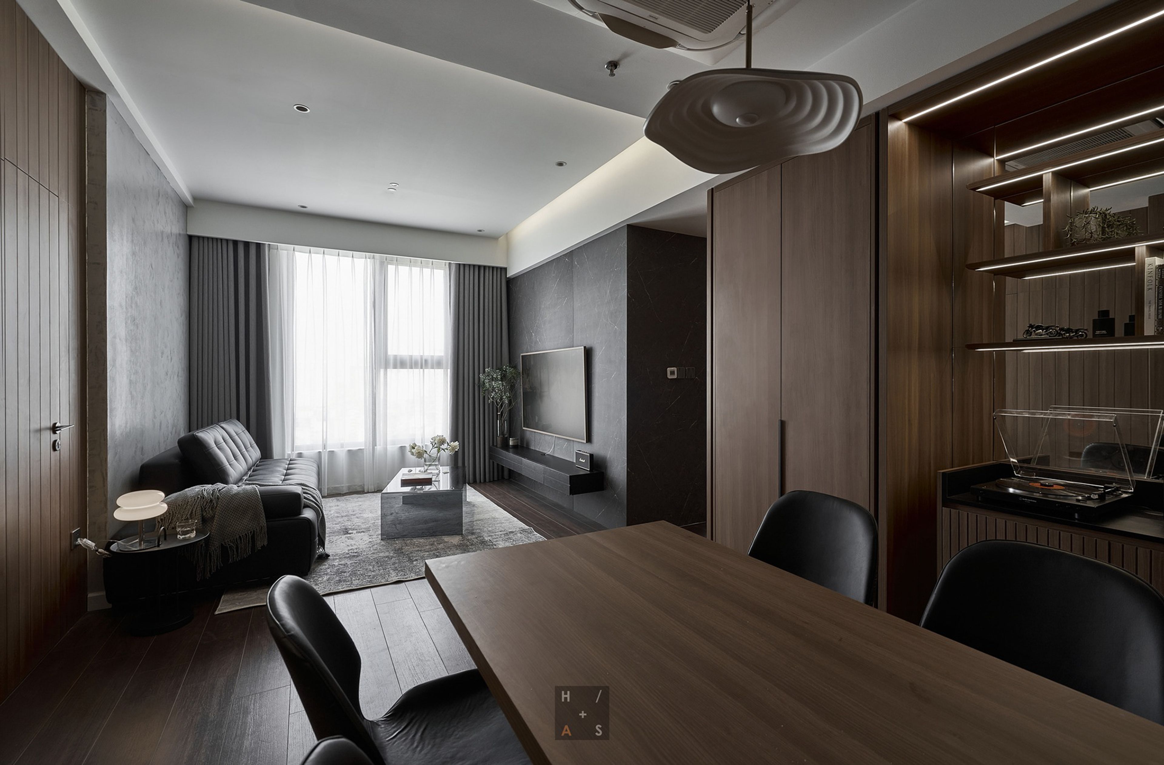 2002 Apartment