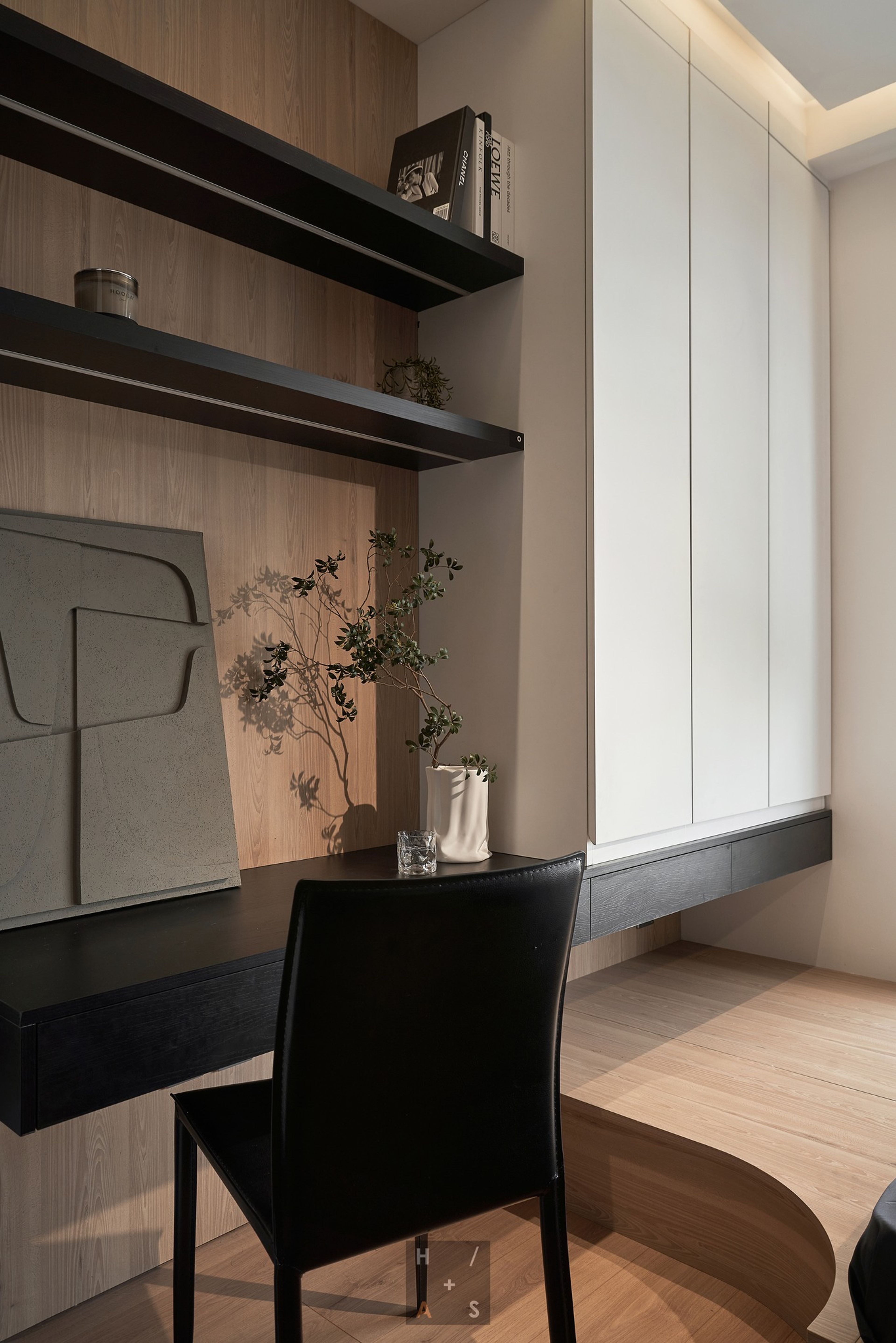 1702 Apartment