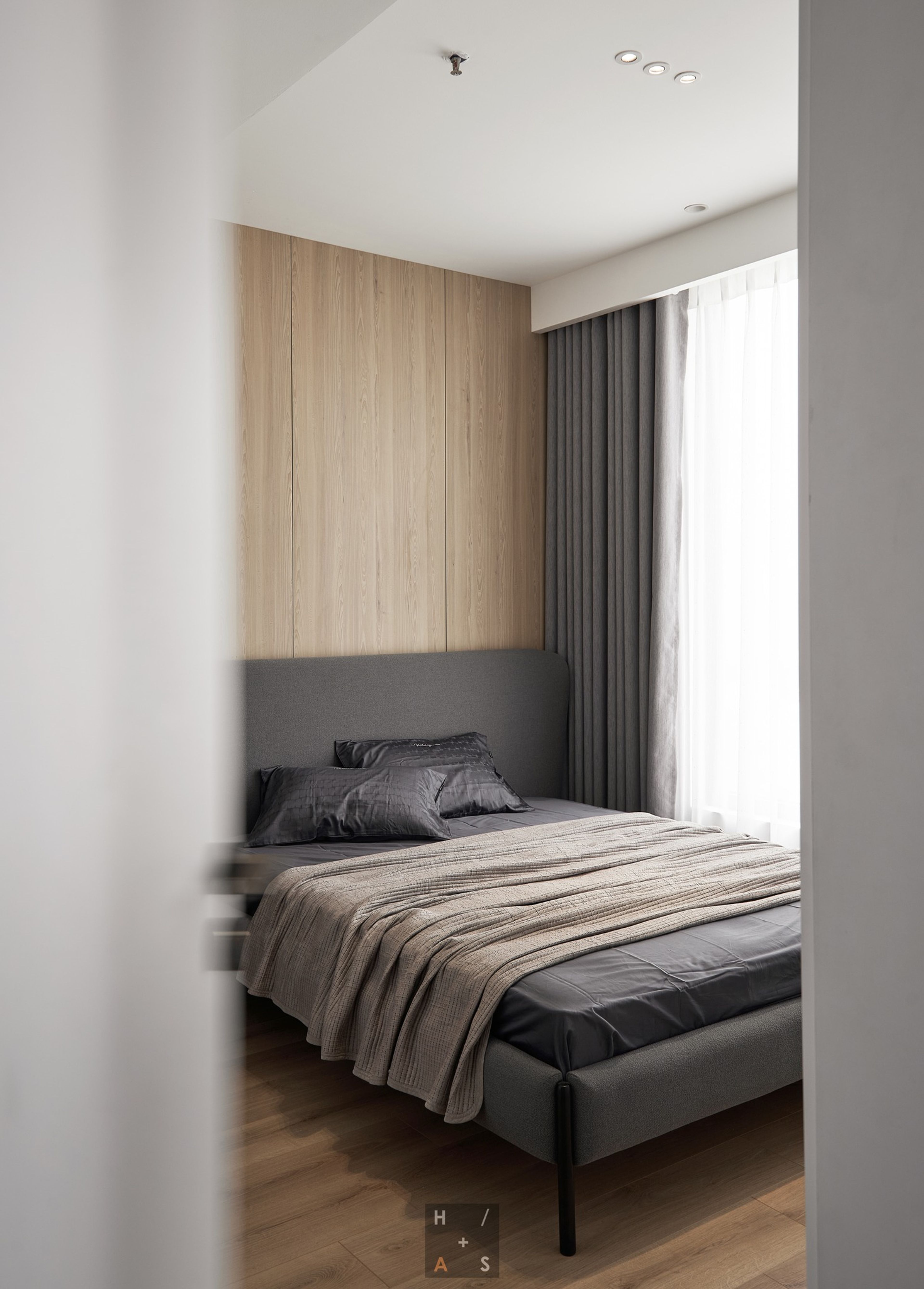 1702 Apartment