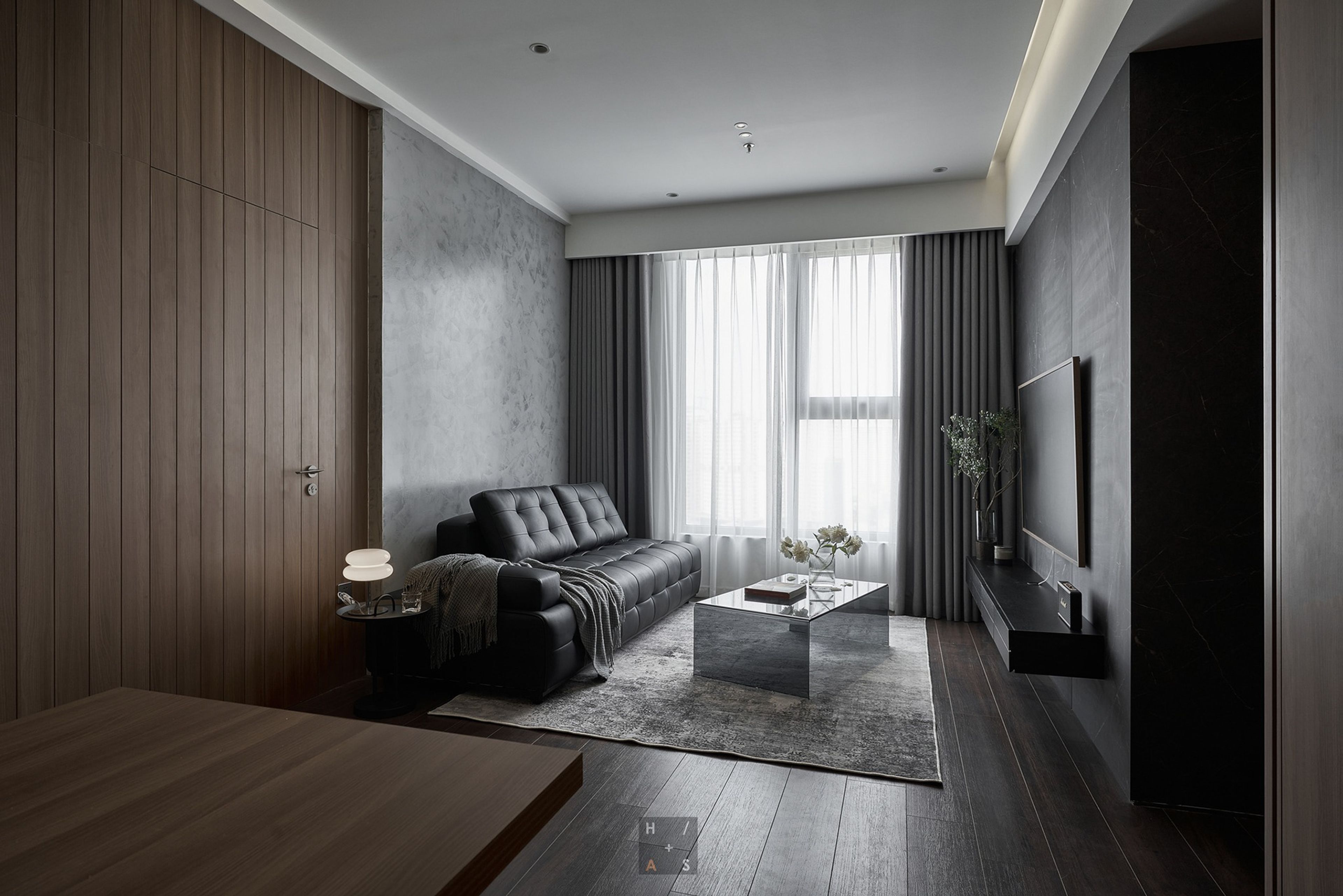 2002 Apartment