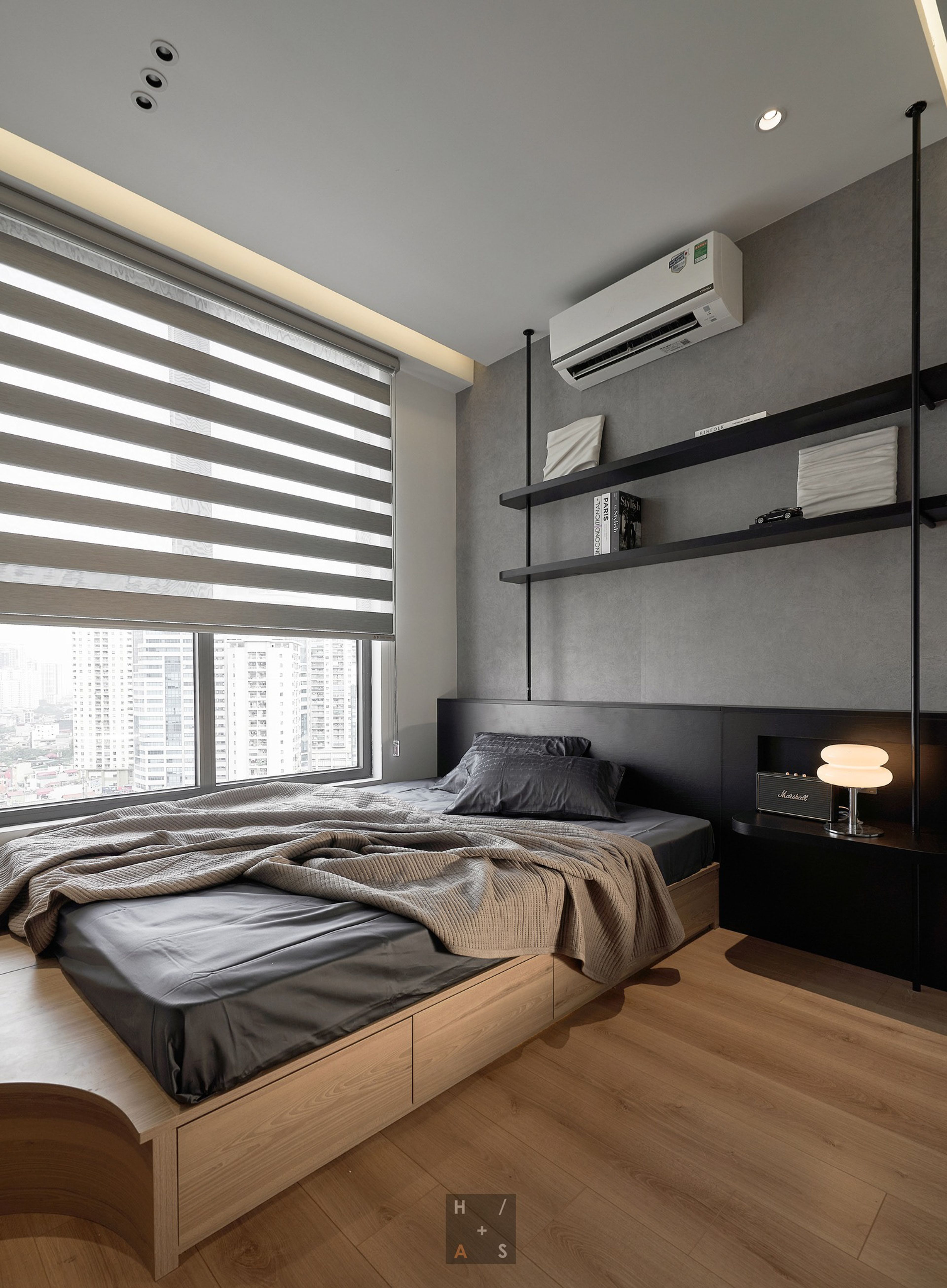 1702 Apartment