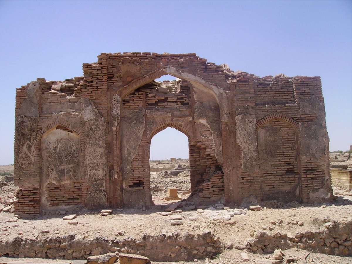 Makli Necropolis Restoration → Counterspace