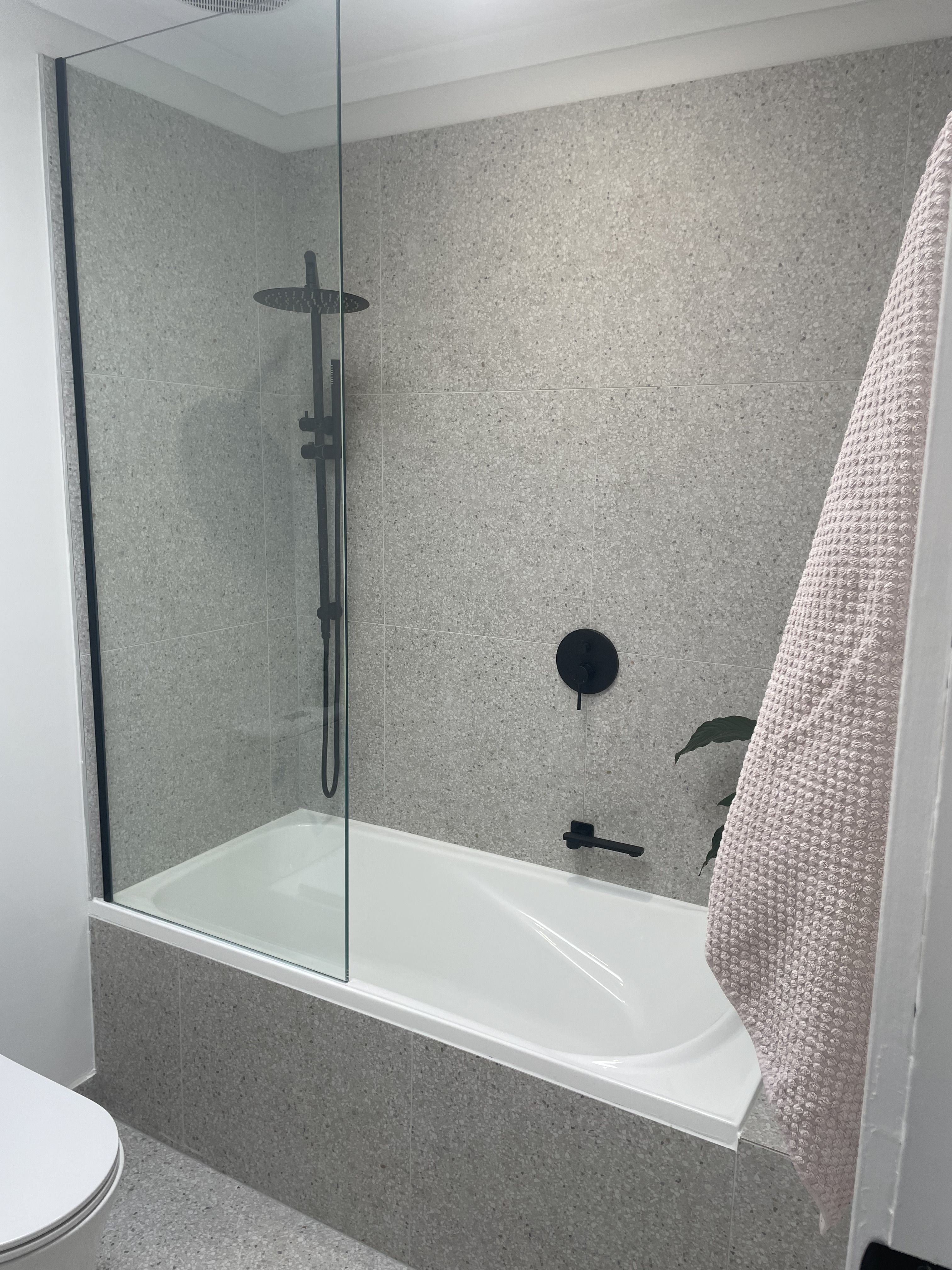 Glen iris bathroom reel