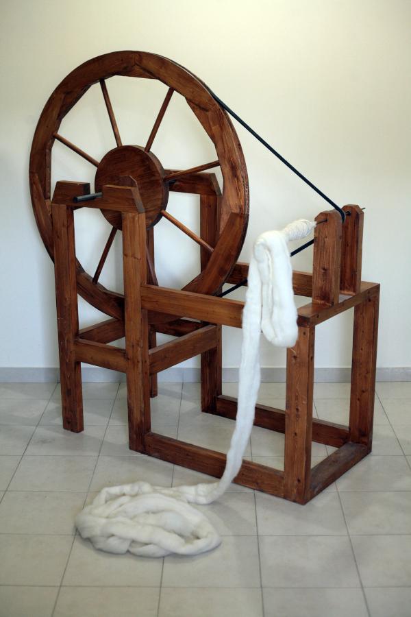 spinning-wheel