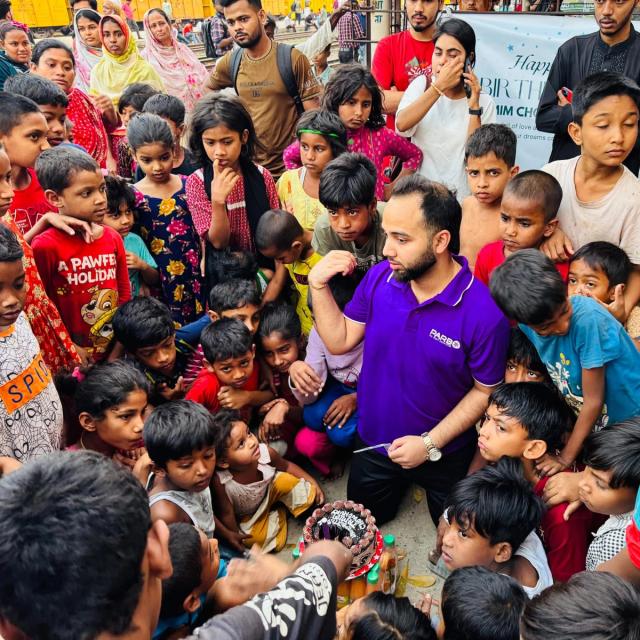 200+ Volunteers