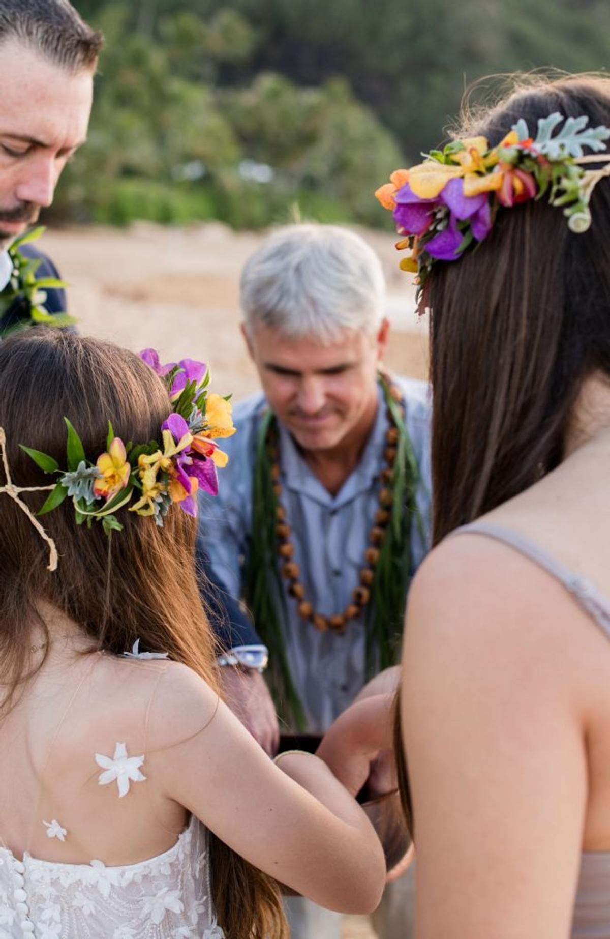 Embrace of Aloha Kauaʻi Wedding on the Beach