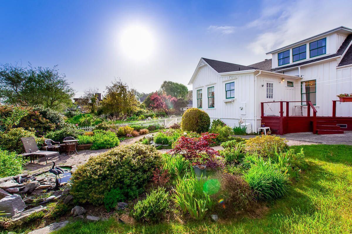 10501 Evergreen Street