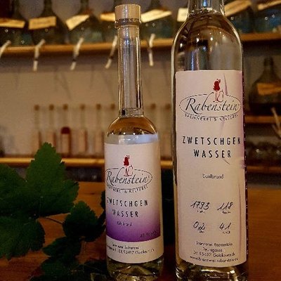 Zwetschgenwasser