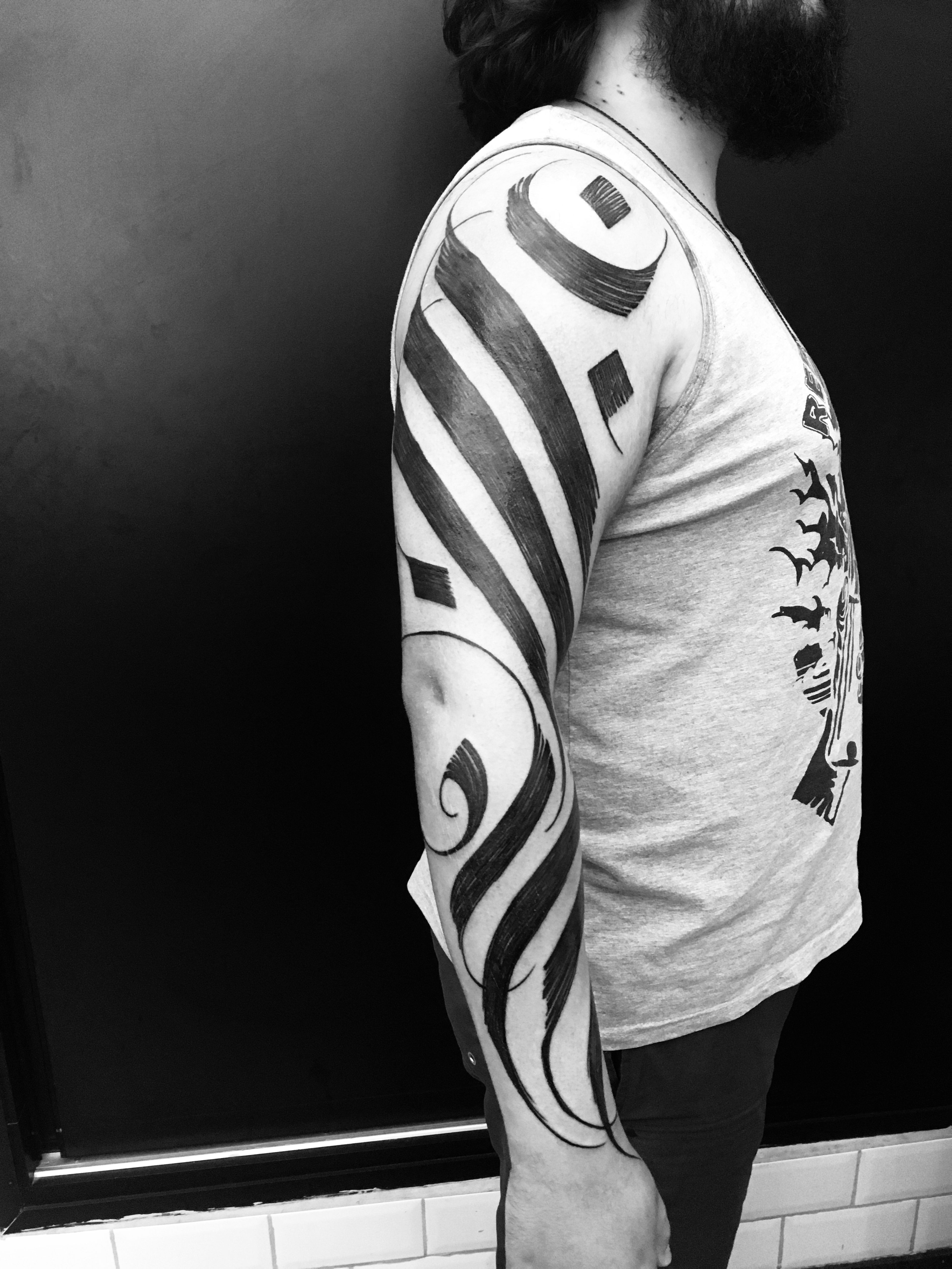 Tatuagem no Braço — tatuagem por Oberdam Eltz
