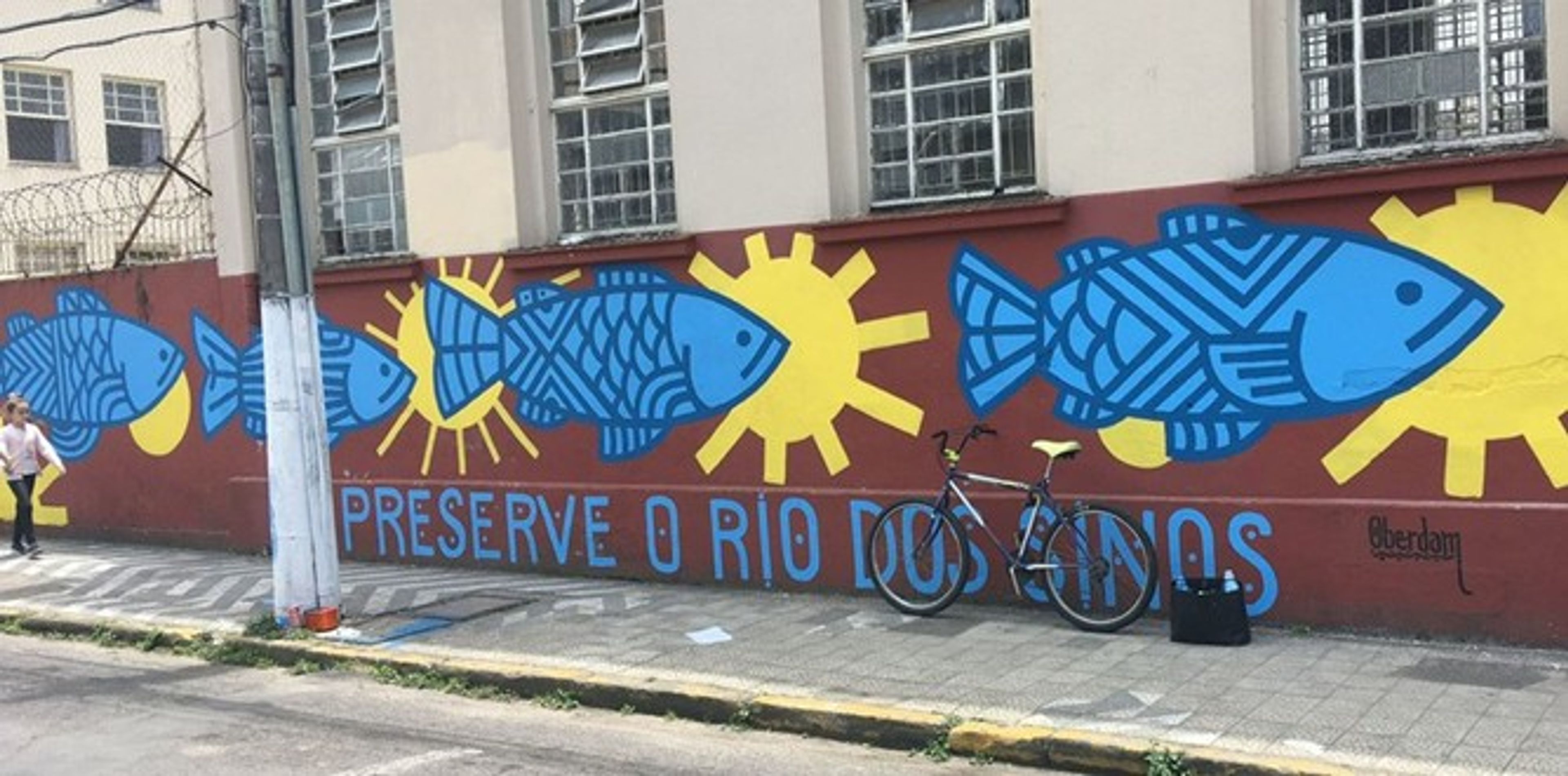 Mural Peixes Azul — mural por Oberdam Eltz