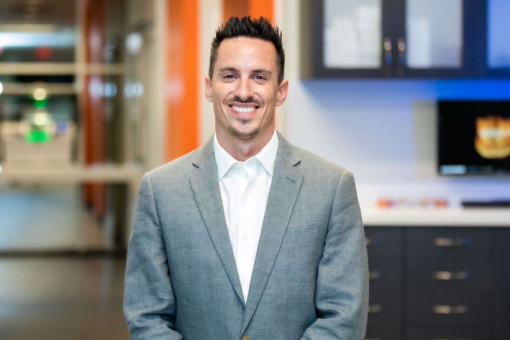 Dr. Seth Chambers