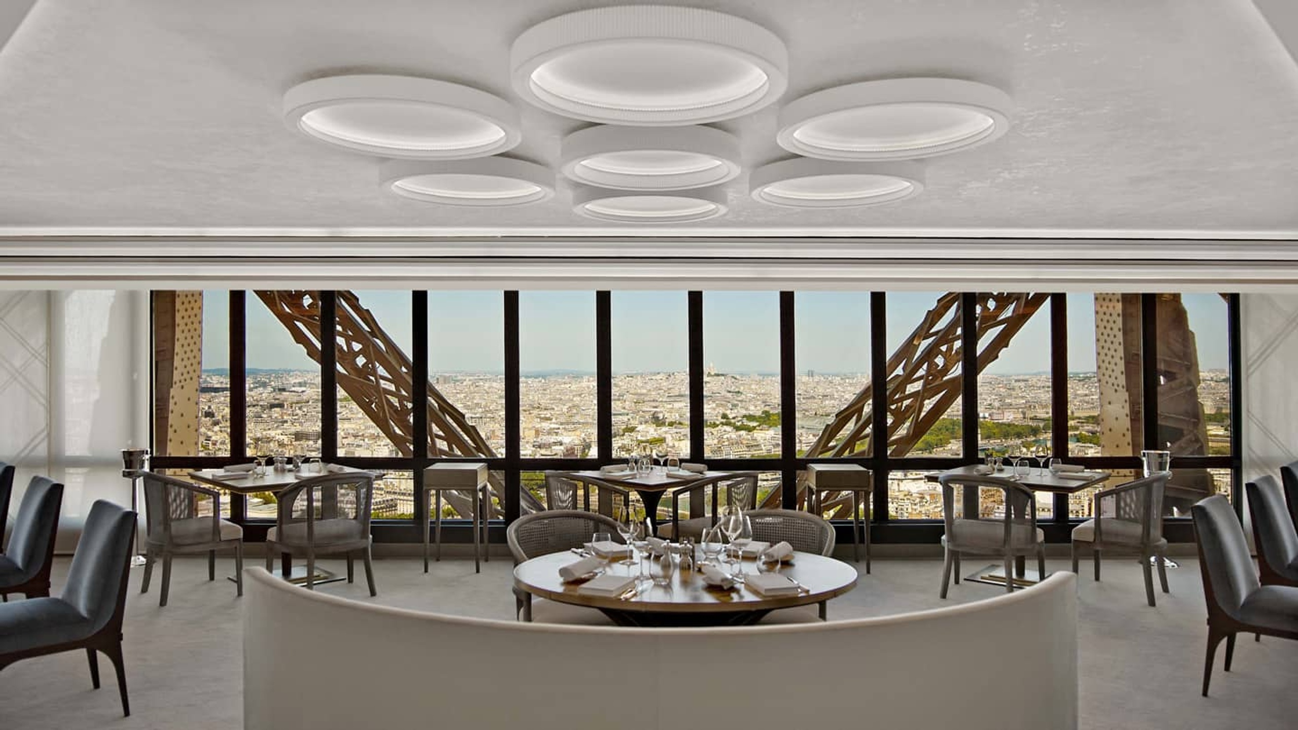 Restaurant Boutique Header Bg