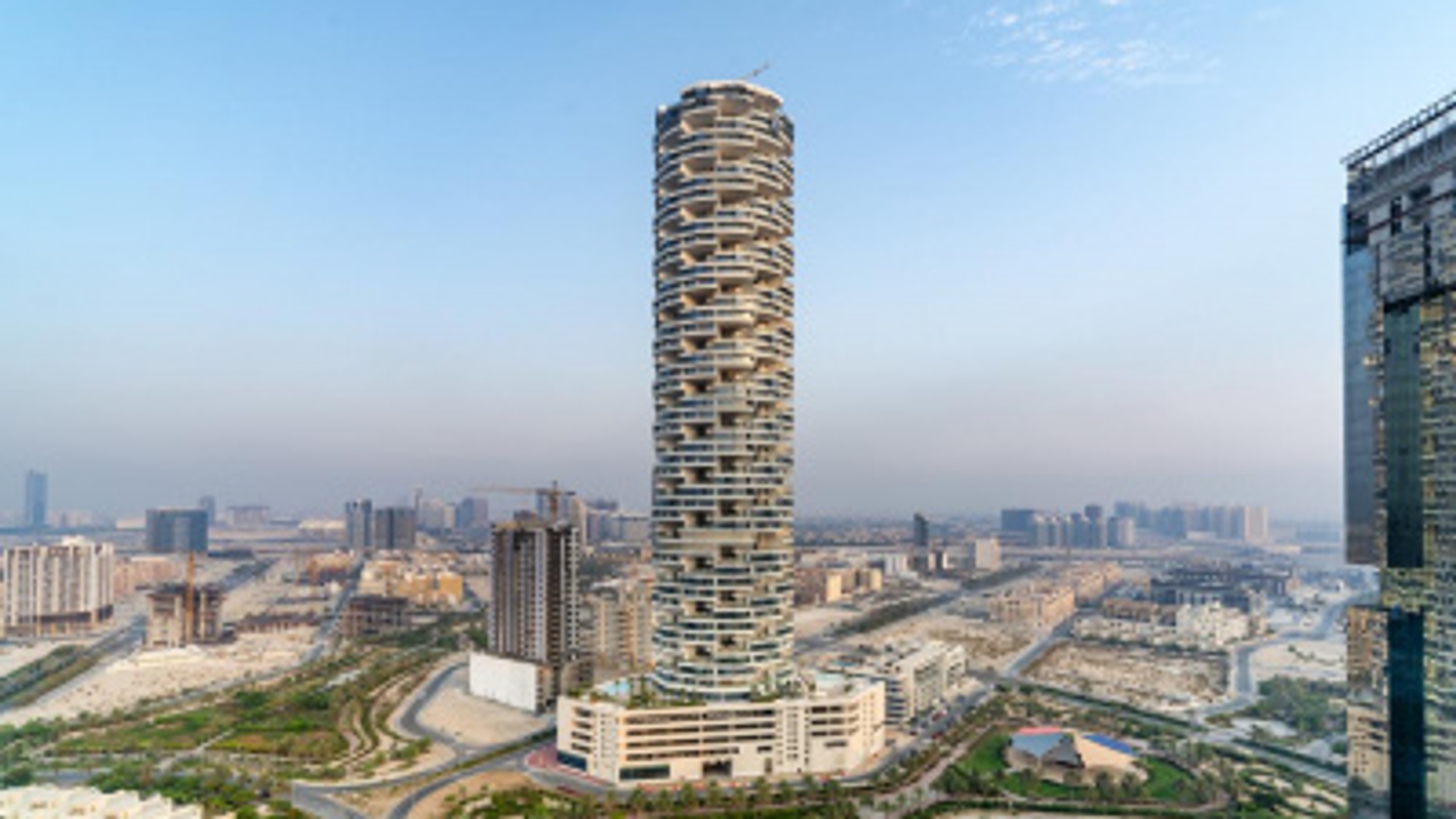 Upscale Dubai 3