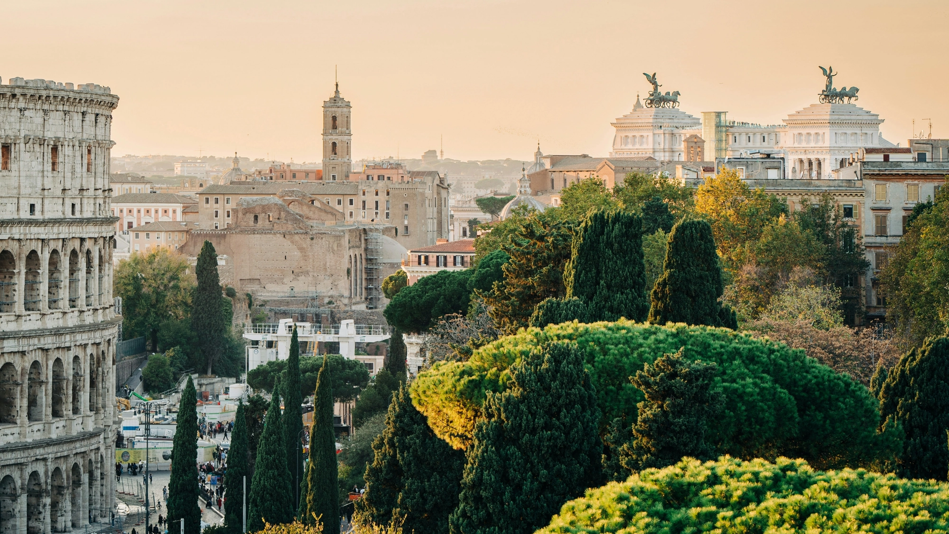 Image of Rome's skyline including the colosseum