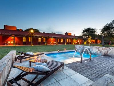 LODGE   Swimming Pool   Gallery