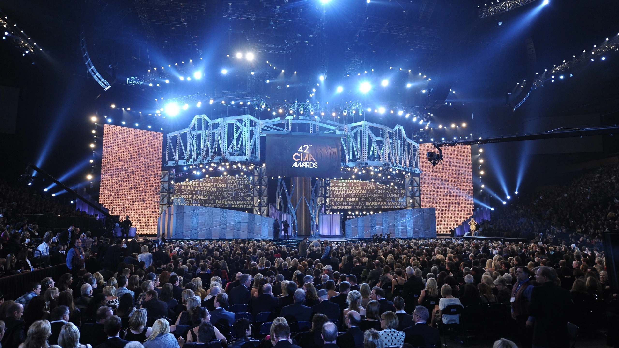 CMA Awards 2026: Lower Level Club Experience for 2