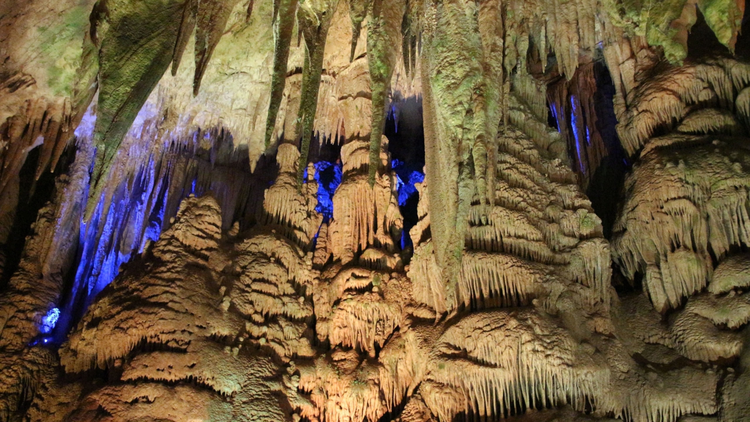 Georgian Ultimate Experience With A 5 Night Stay, Kutaisi Canyons, Caves And Sulfur Bath Experience For (2).4