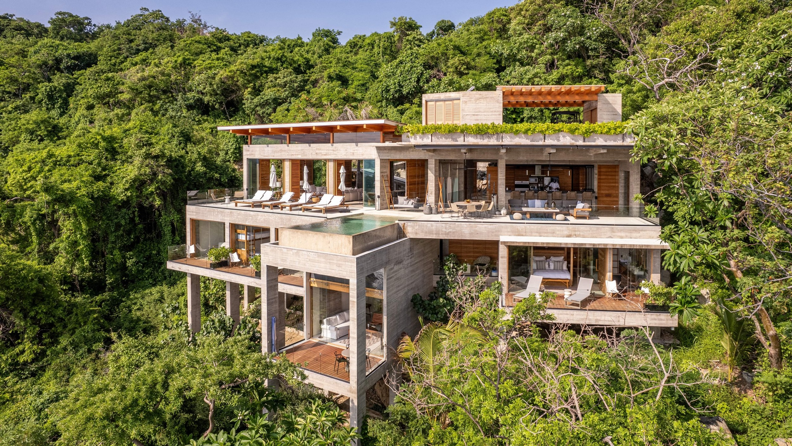 Pacific Cliffs of Zihuatanejo