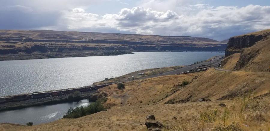 Columbia River fishing grounds