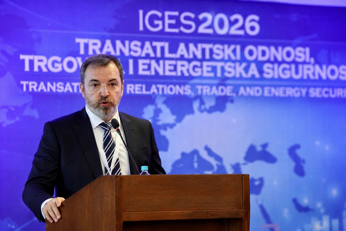 Dr. Adnan Kapo speaking at the IGES 2026 International Conference