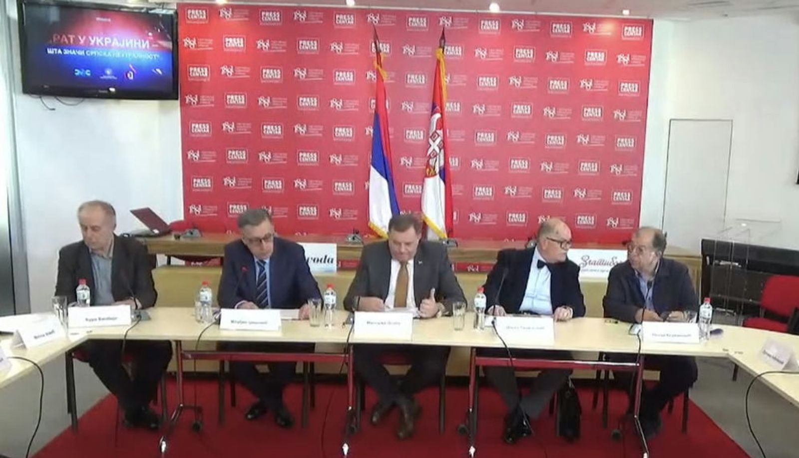 Dekonstrukcija Tanaskovića, Kecmanovića i ekipe