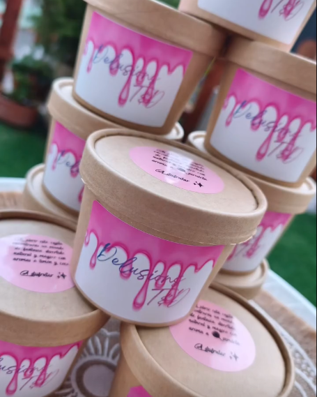 Caja Primera Vez — caja con quemador, velitas de té y wax melts.