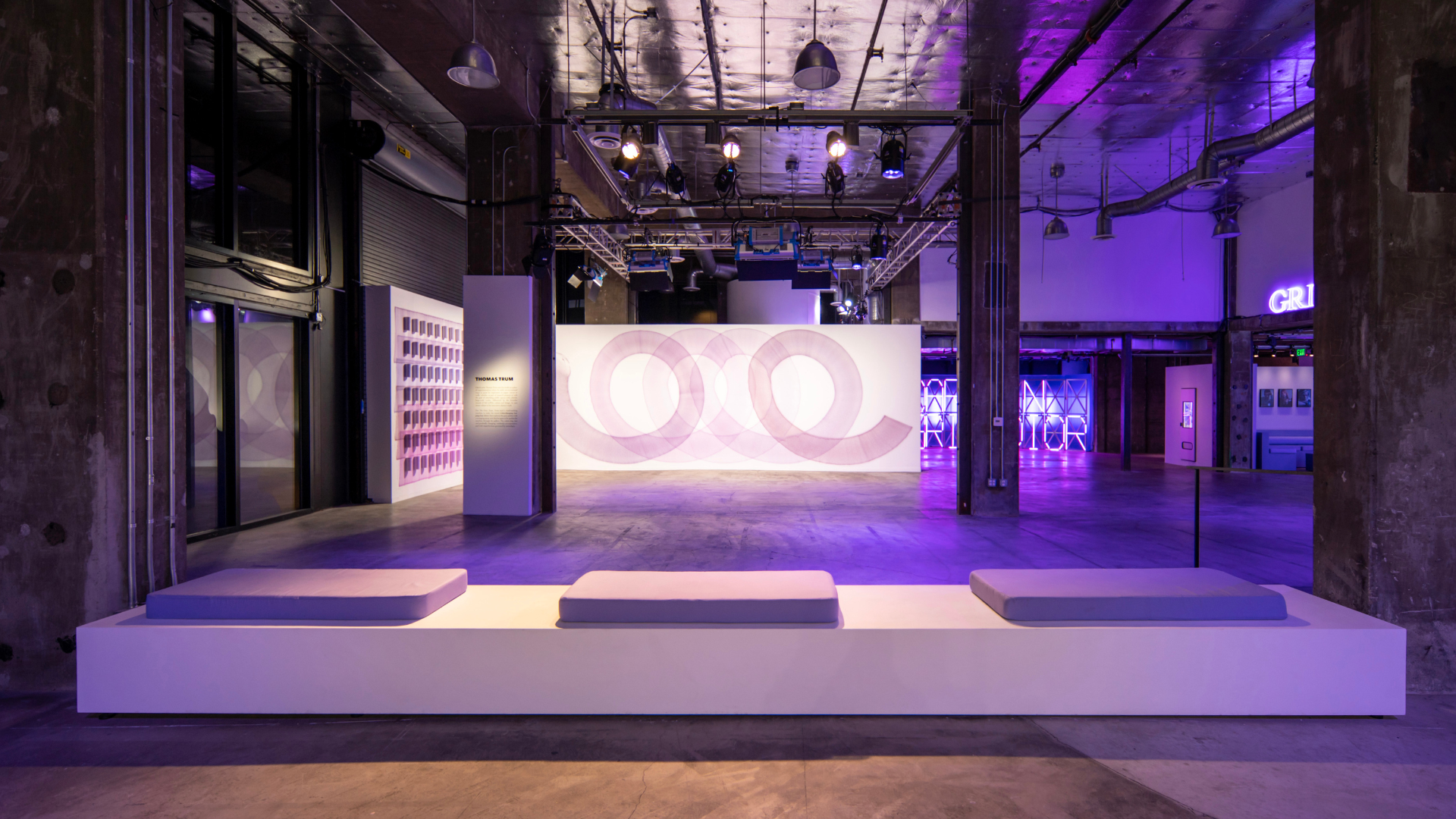 Thomas Trum “Colourchanging Looping Line” mural at Dior Grey Zone exhibition in Los Angeles.
