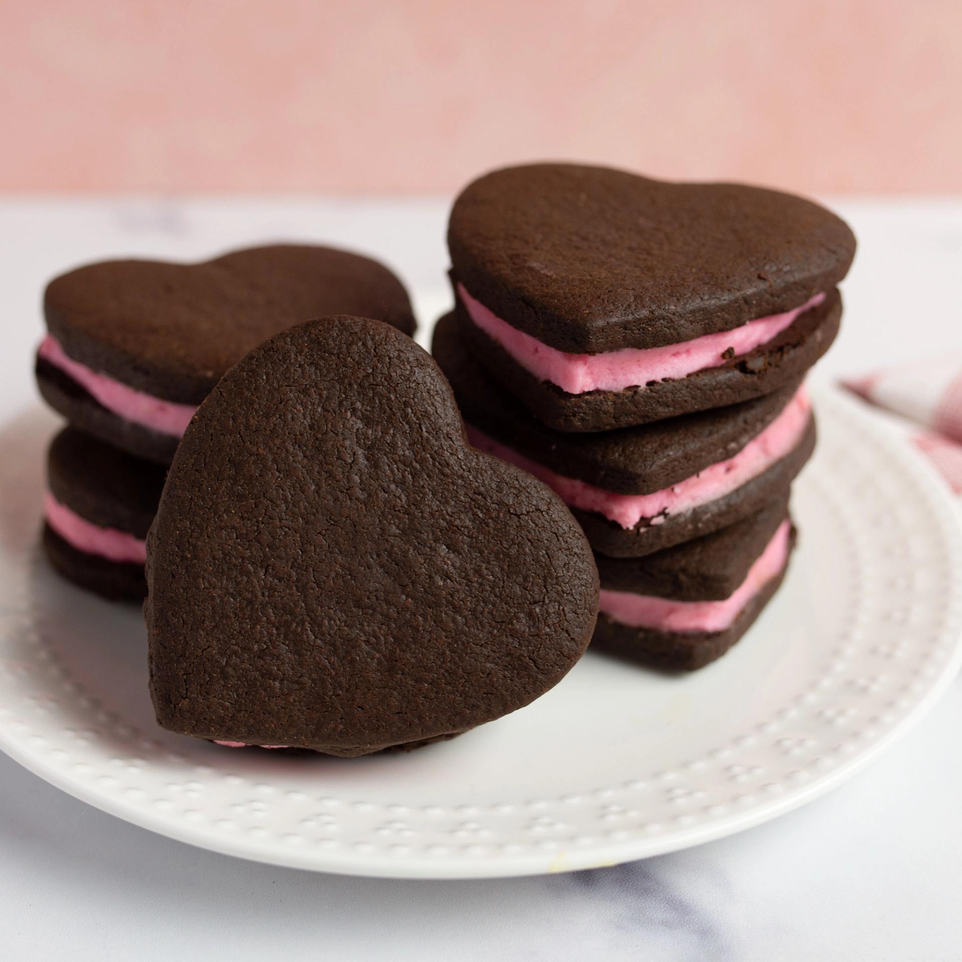 Heart Oreo with Strawberry Filling