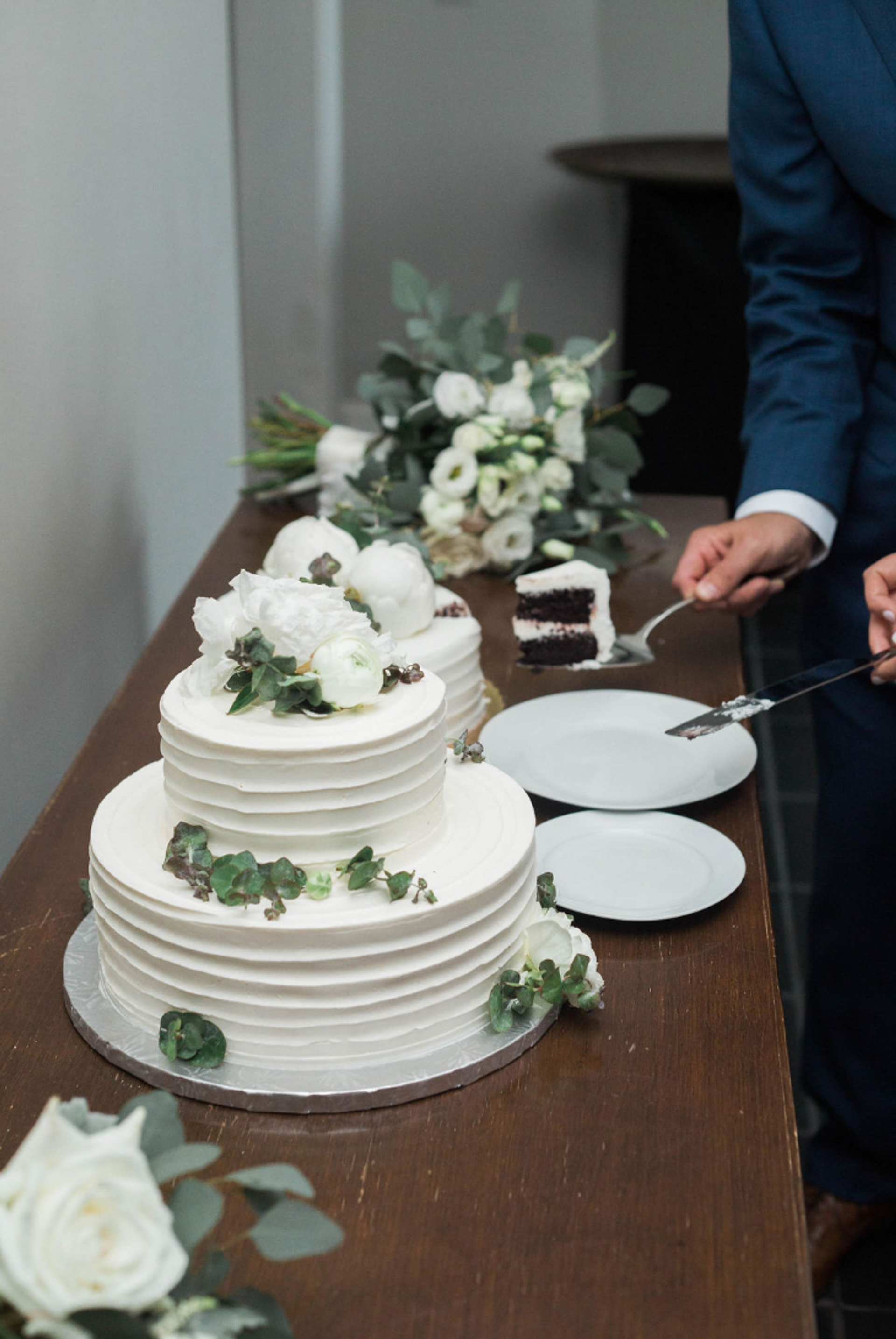 Wedding cake decorated with fresh Flowers